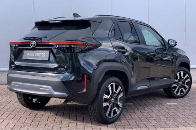 Toyota Yaris Cross (2026) thumbnail 2