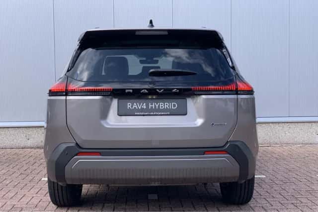 Toyota RAV4 (2026) thumbnail 5