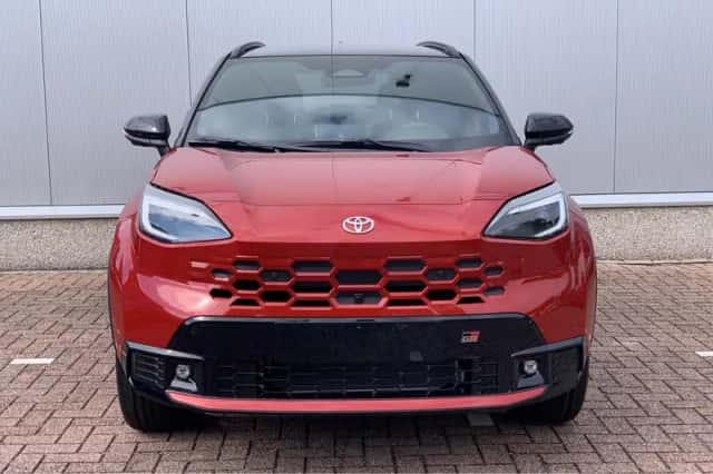 Toyota Yaris Cross (2026) thumbnail 3