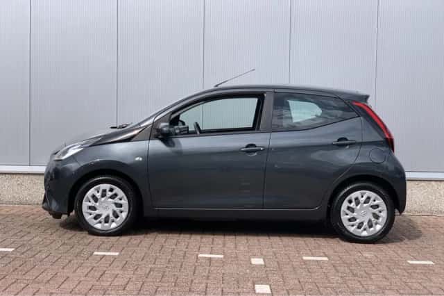 Toyota Aygo (2018) thumbnail 4