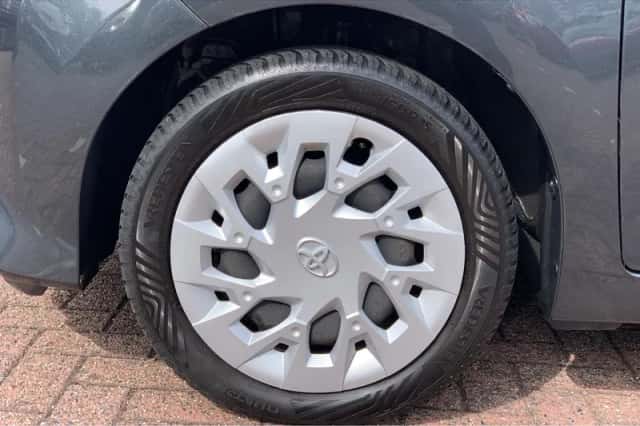 Toyota Aygo (2018) thumbnail 6