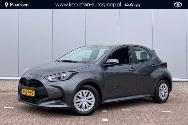 Toyota Yaris (2025) thumbnail 1