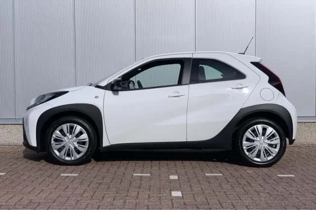 Toyota Aygo X (2025) thumbnail 4