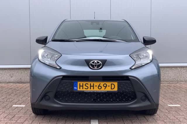 Toyota Aygo X (2025) thumbnail 3
