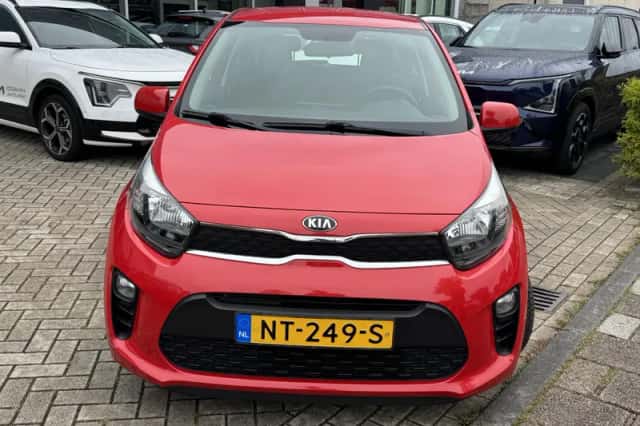 Kia Picanto (2017) thumbnail 2