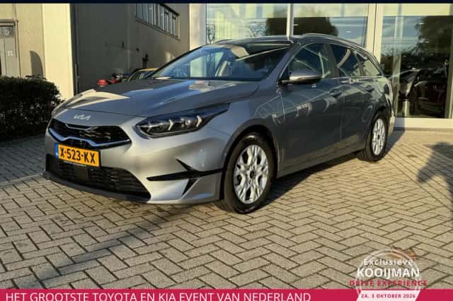 Kia Ceed (2023) thumbnail 1