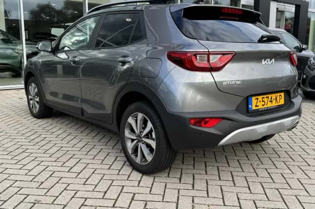 Kia Stonic (2024) thumbnail 6