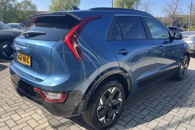 Kia Niro EV (2024) thumbnail 2