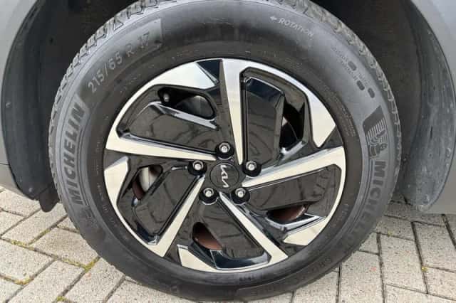 Kia Sportage (2022) thumbnail 4