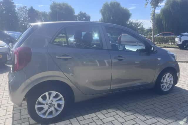 Kia Picanto (2019) thumbnail 6