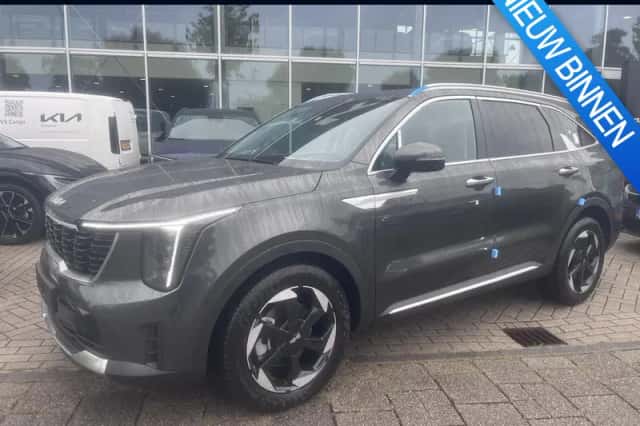 Kia Sorento (2026) thumbnail 1