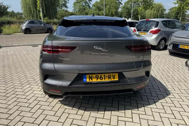 Jaguar I-Pace (2020) thumbnail 4