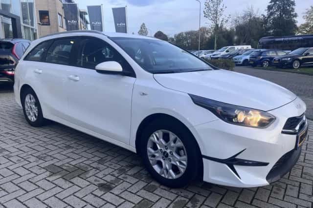 Kia Ceed (2025) thumbnail 5