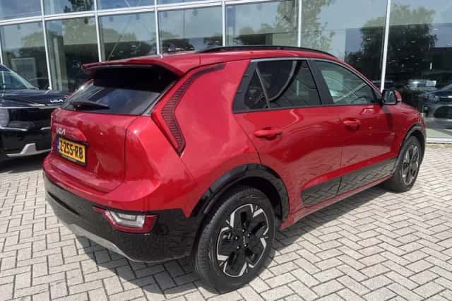 Kia Niro EV (2024) thumbnail 2