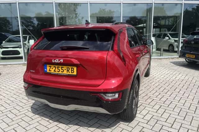 Kia Niro EV (2024) thumbnail 4