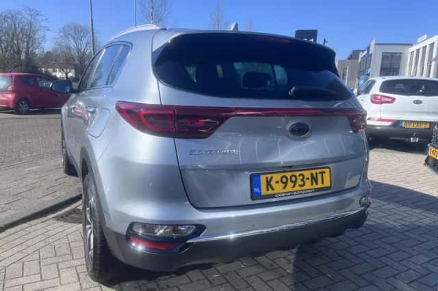 Kia Sportage (2021) thumbnail 5