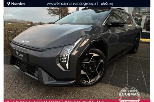 Kia EV4 (2026) thumbnail 1