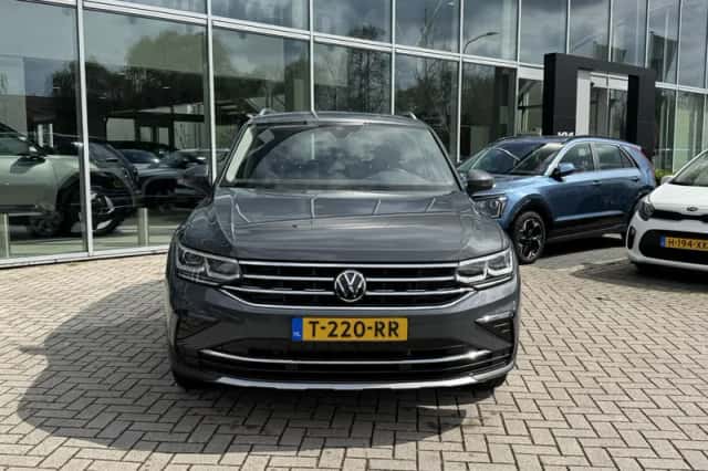 Volkswagen Tiguan (2021) thumbnail 4