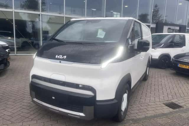 Kia PV5 (2026) thumbnail 3