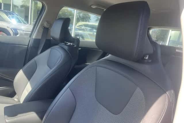 Kia Niro (2024) thumbnail 5