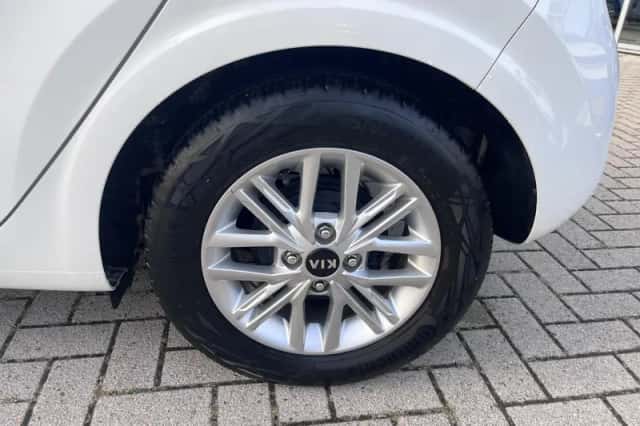 Kia Picanto (2020) thumbnail 6