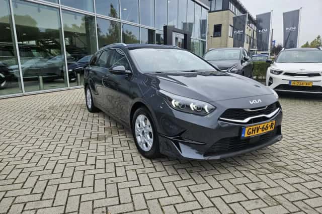 Kia Ceed (2024) thumbnail 2