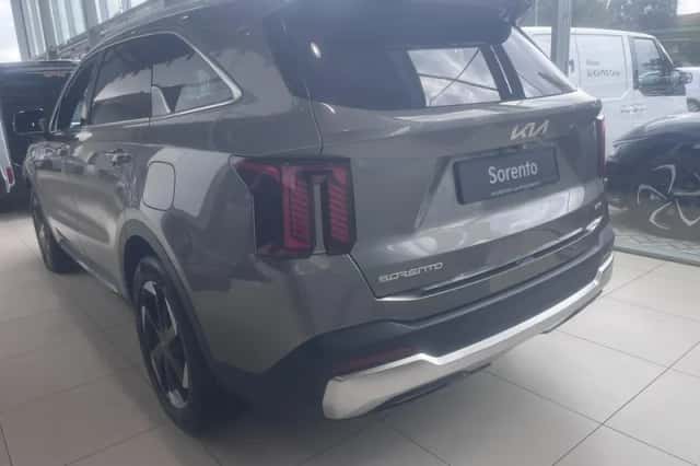 Kia Sorento (2026) thumbnail 4