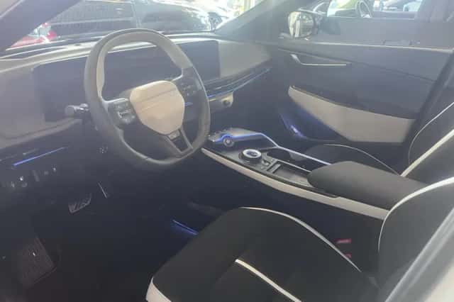 Kia EV6 (2026) thumbnail 5