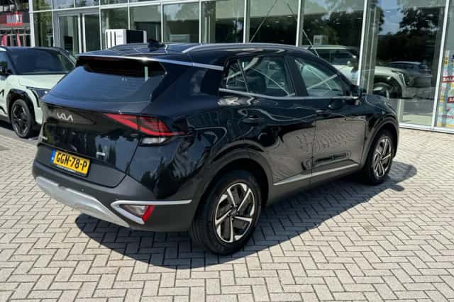 Kia Sportage (2024) thumbnail 4