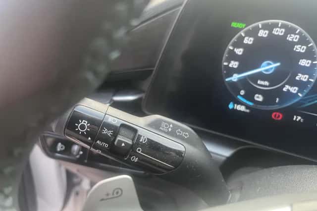 Kia Niro EV (2024) thumbnail 5