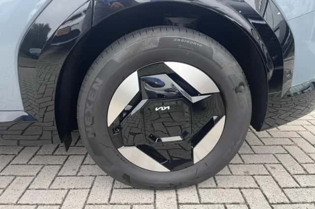 Kia EV9 (2025) thumbnail 6