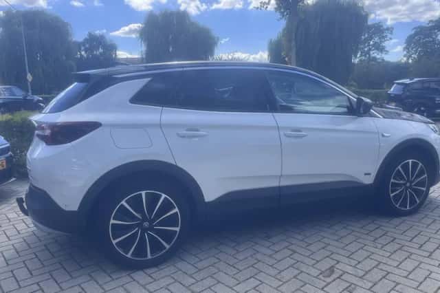 Opel Grandland (2020) thumbnail 3
