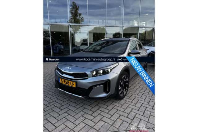 Kia XCeed (2023) thumbnail 1