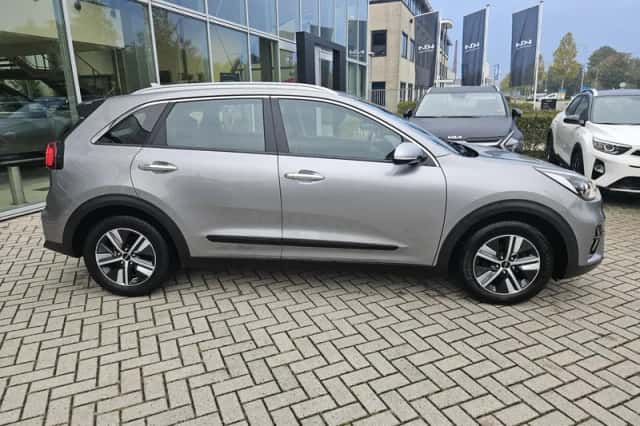 Kia Niro (2021) thumbnail 4