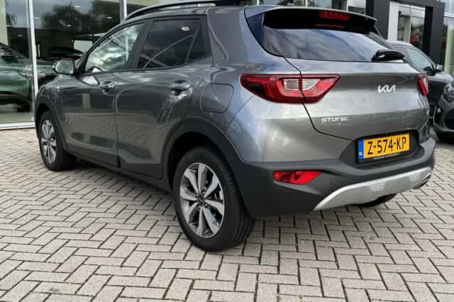 Kia Stonic (2024) thumbnail 6
