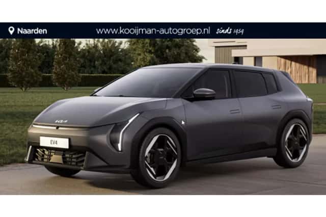 Kia EV4 (2026) thumbnail 1