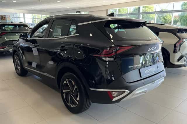 Kia Sportage (2025) thumbnail 4