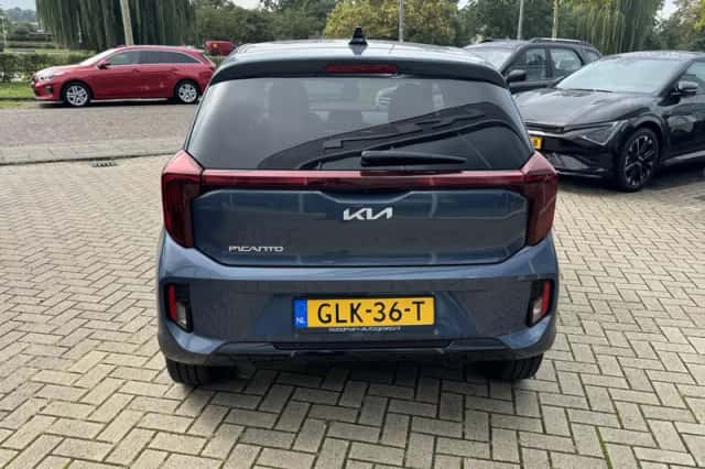 Kia Picanto (2024) thumbnail 4