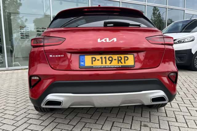 Kia XCeed (2022) thumbnail 3