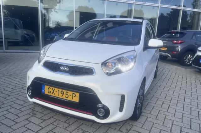 Kia Picanto (2015) thumbnail 3