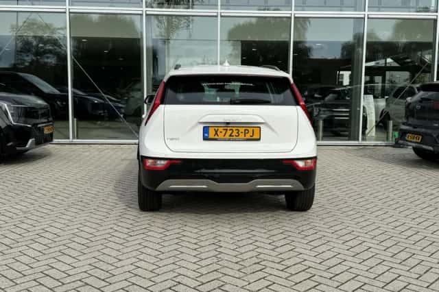 Kia Niro EV (2024) thumbnail 6