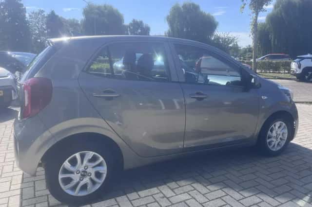 Kia Picanto (2019) thumbnail 6