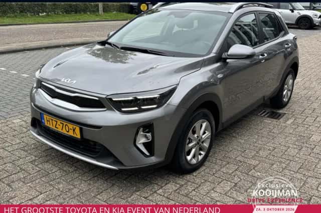 Kia Stonic (2025) thumbnail 1