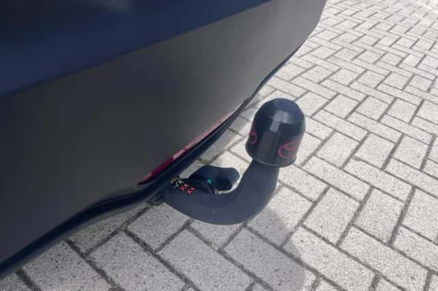 Toyota C-HR (2022) thumbnail 6