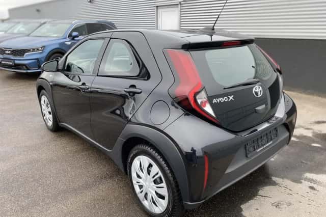 Toyota Aygo X (2022) thumbnail 3