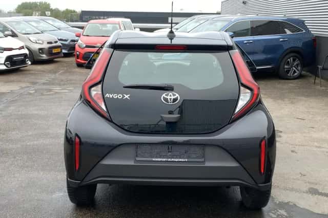 Toyota Aygo X (2022) thumbnail 4