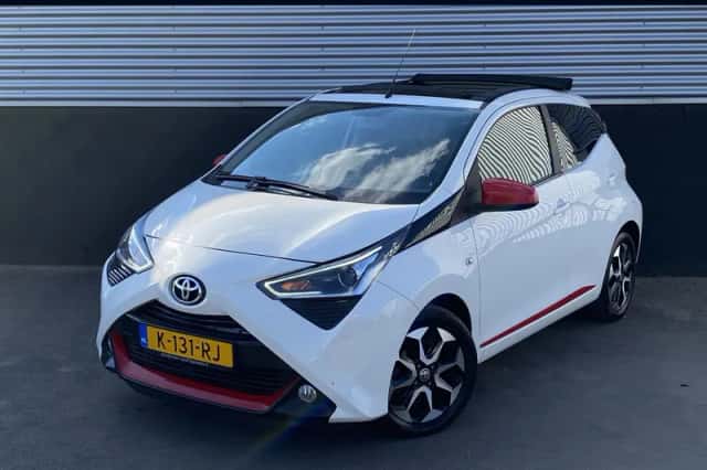 Toyota Aygo (2021) thumbnail 1