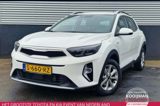 Kia Stonic (2023) thumbnail 1