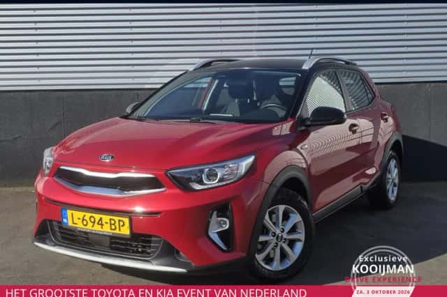 Kia Stonic (2021) thumbnail 1