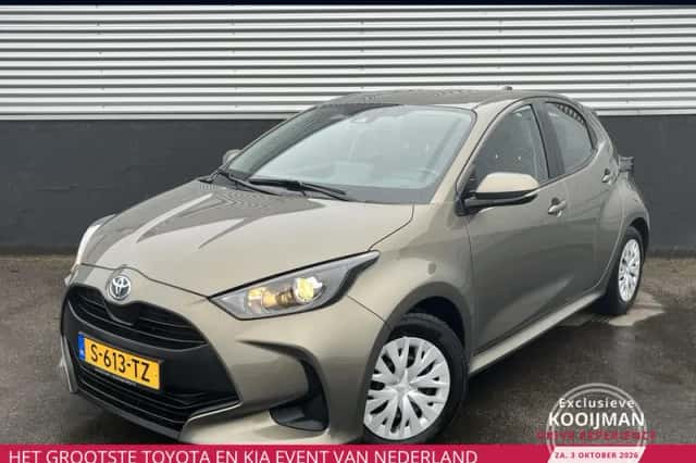 Toyota Yaris (2023) thumbnail 1